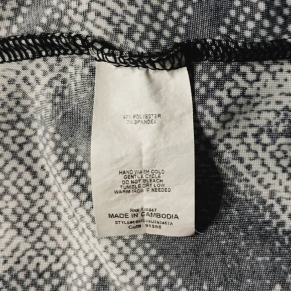 Cocomo Black White Chevron Studded Blouse Top Plus Size 2X Roll Tab Career - Picture 10 of 12